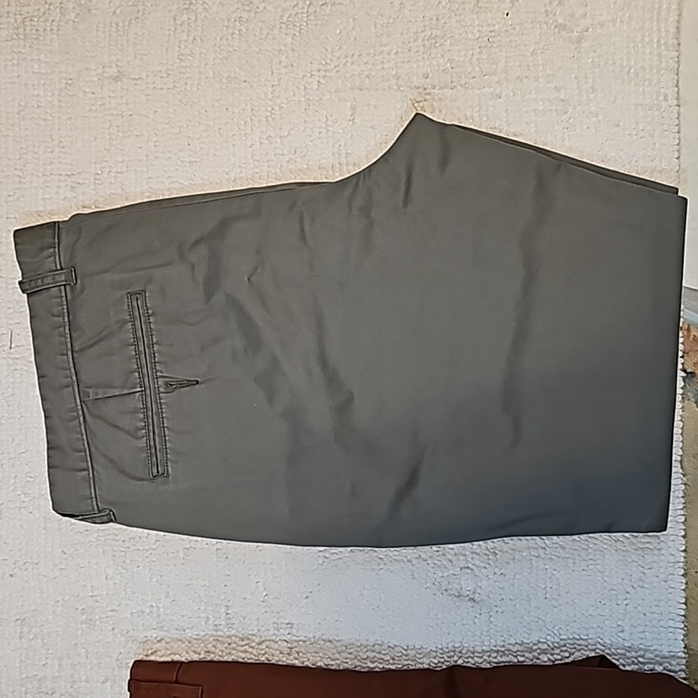 GapKhakis Grey Size 40/32